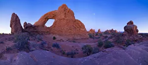 USA, Utah, Arches National Park, South Arch USA, Utah, Arches National Park, South Arch