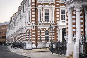 Victorian Terraced houses on Hornton Street, Kensington, London, England, UK Victorian Terraced houses on Hornton Street, Kensington, London, England, UK