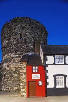 Wales, Gwynedd, Conwy, Smallest House in Britain Wales, Gwynedd, Conwy, Smallest House in Britain