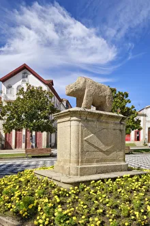 Wild boar statue, sculpted in granit, dating back to proto-historical times Wild boar statue, sculpted in granit, dating back to proto-historical times