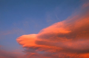 Cloud Formation Pictures Prints: Cloud at dawn in UK