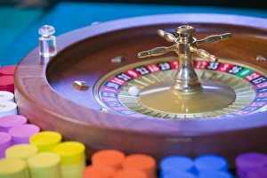 Roulette Wheel Prints: A roulette wheel