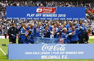 Soccer - Coca-Cola Football League One - Play Off - Final - Millwall v Swindon Town - Wembley Stadium Soccer - Coca-Cola Football League One - Play Off - Final - Millwall v Swindon Town - Wembley Stadium