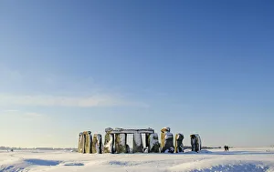 Fallen snow rests on Stonehenge in Salisbury, southern England Fallen snow rests on Stonehenge in Salisbury, southern England
