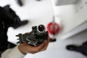 Mexican state police holds Beretta ARX160 rifle in Monterrey Mexican state police holds Beretta ARX160 rifle in Monterrey