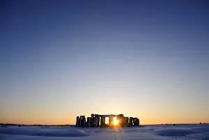 Snow covers the plains surrounding Stonehenge in Wiltshire, southern England Snow covers the plains surrounding Stonehenge in Wiltshire, southern England