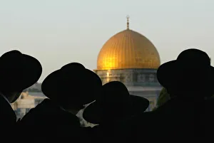 Ultra-Orthodox Jews look at the Dome of the Rock Ultra-Orthodox Jews look at the Dome of the Rock