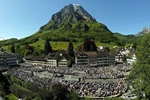 VIEW OF THE TRADITIONAL LANDSGEMEINDE IN THE CANTON OF GLARUS VIEW OF THE TRADITIONAL LANDSGEMEINDE IN THE CANTON OF GLARUS