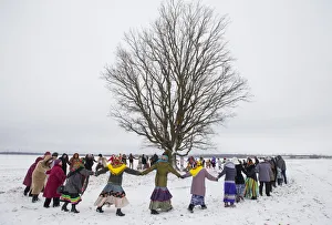 Villagers take part in Kolyada holiday celebrations in the village of Martsiyanauka Villagers take part in Kolyada holiday celebrations in the village of Martsiyanauka