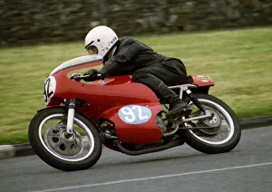 Motorcycle Racing Prints: 18717010