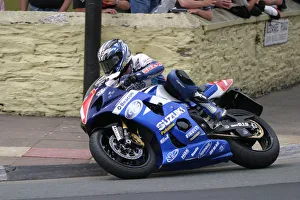 Adrian Archibald (Suzuki) 2004 Production 1000 TT Adrian Archibald (Suzuki) 2004 Production 1000 TT