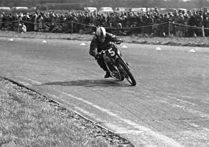 Alan Westfield (Triumph) 1950 Silverstone Alan Westfield (Triumph) 1950 Silverstone