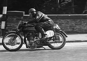 Albert Jones (Velocette) 1953 Junior TT Albert Jones (Velocette) 1953 Junior TT