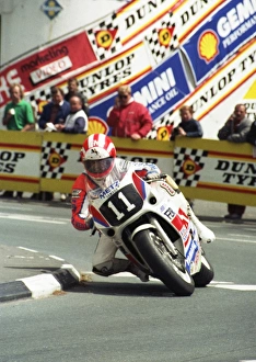 Andy McGladdery (Yamaha) 1989 Senior TT Andy McGladdery (Yamaha) 1989 Senior TT