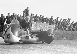 Bill Beevers & Jeff Mundy (Norton) 1956 Sidecar TT Bill Beevers & Jeff Mundy (Norton) 1956 Sidecar TT