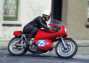 Billy McCosh (Aermacchi) 1969 Junior TT Billy McCosh (Aermacchi) 1969 Junior TT