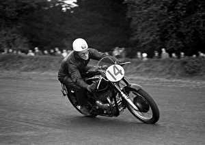Bob McIntyre (G45 Matchless) 1953 Oulton Park Bob McIntyre (G45 Matchless) 1953 Oulton Park