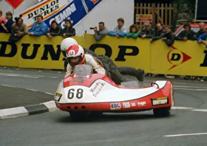 Bob Munro & Dave Webster (Suzuki) 1988 Sidecar TT Bob Munro & Dave Webster (Suzuki) 1988 Sidecar TT