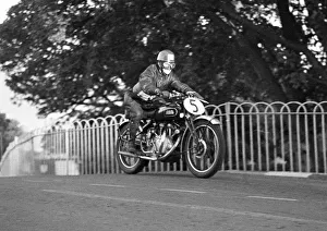 Chris Horn (Vincent) 1949 1000 Clubman TT Chris Horn (Vincent) 1949 1000 Clubman TT