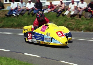 Cliff Pritchard & Kevin Morgan (Baker Honda) 2002 Sidecar TT Cliff Pritchard & Kevin Morgan (Baker Honda) 2002 Sidecar TT