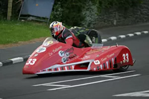 Images Dated 4th June 2005: Conrad Harrison & Dan Toone (DMR Honda) 2005 Sidecar TT