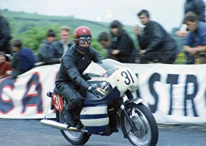 Dave Nixon (Triumph) 1968 Production TT Dave Nixon (Triumph) 1968 Production TT