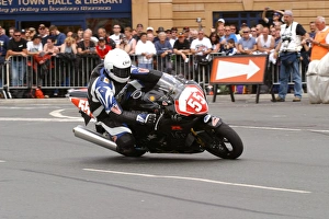 David Castle (Suzuki) 2004 Production 1000 TT David Castle (Suzuki) 2004 Production 1000 TT