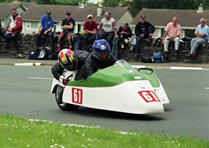 David Stone & Owen Dyke (Shand Yamaha) 2002 Sidecar TT David Stone & Owen Dyke (Shand Yamaha) 2002 Sidecar TT
