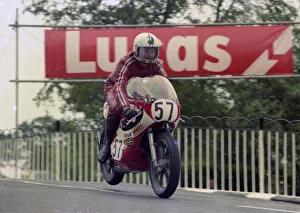 Derek Tierney (Hilton Yamaha) 1976 Classic TT Derek Tierney (Hilton Yamaha) 1976 Classic TT
