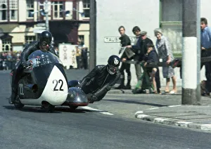 Derek Yorke & A D Lodge (Triton) 1967 Sidecar TT Derek Yorke & A D Lodge (Triton) 1967 Sidecar TT
