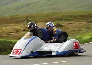 Dick Hawes & Eddy Kiff (Jacobs Honda) 2002 Sidecar TT Dick Hawes & Eddy Kiff (Jacobs Honda) 2002 Sidecar TT