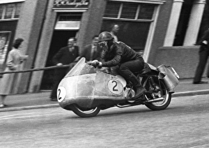 Fergus Anderson (Guzzi) 1954 Lightweight TT Fergus Anderson (Guzzi) 1954 Lightweight TT