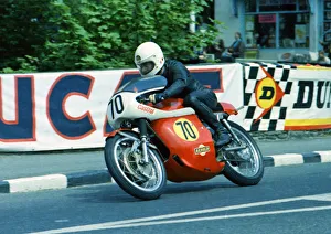 Fred Walton (Velocette Metisse) 1973 Senior TT Fred Walton (Velocette Metisse) 1973 Senior TT