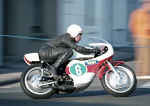 Gerry Mateer (Yamaha) 1975 Lightweight TT Gerry Mateer (Yamaha) 1975 Lightweight TT