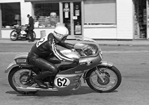 Graham Bailey (Crooks Suzuki) 1972 Production TT Graham Bailey (Crooks Suzuki) 1972 Production TT