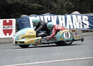 Bill Hall & Peter Minion (Granby Yamaha) 1979 Sidecar TT Bill Hall & Peter Minion (Granby Yamaha) 1979 Sidecar TT