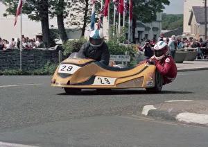 Helmut Lunemann & Mike Cain (Yamaha) 1986 Sidecar TT Helmut Lunemann & Mike Cain (Yamaha) 1986 Sidecar TT