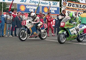 Iain Duffus (Yamaha) and Roger Hurst (Kawasaki) 1988 Production A TT Iain Duffus (Yamaha) and Roger Hurst (Kawasaki) 1988 Production A TT
