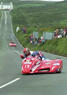 Joe Martin & Kate Harrington (DMR Yamaha) 1998 Sidecar TT Joe Martin & Kate Harrington (DMR Yamaha) 1998 Sidecar TT