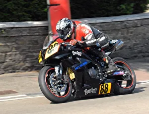 John Oates (Yamaha) 2010 Senior Manx Grand Prix John Oates (Yamaha) 2010 Senior Manx Grand Prix
