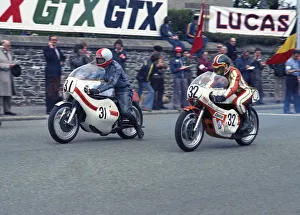 John Taylor (Suzuki) & Tom Herron (Yamaha) 1974 Formula 750 TT John Taylor (Suzuki) & Tom Herron (Yamaha) 1974 Formula 750 TT