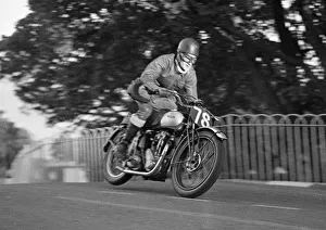 K H King (Triumph) 1949 Lightweight Clubman TT K H King (Triumph) 1949 Lightweight Clubman TT