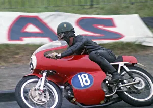 Kel Carruthers (Aermacchi) 1968 Junior TT Kel Carruthers (Aermacchi) 1968 Junior TT