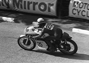 Ken Huggett (Norton) 1966 Senior Manx Grand Prix Ken Huggett (Norton) 1966 Senior Manx Grand Prix