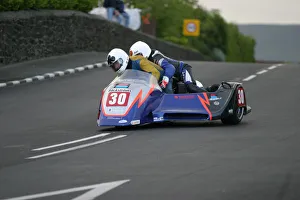 Lars Schwartz & Dicky Gale (Ireson Yamaha) 2005 Sidecar TT Lars Schwartz & Dicky Gale (Ireson Yamaha) 2005 Sidecar TT