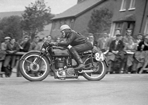 Len Williams (Velocette) 1952 Junior TT Len Williams (Velocette) 1952 Junior TT