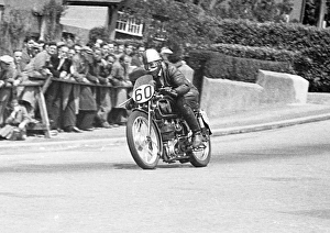 Leslie Harris (Velocette) 1950 Junior TT Leslie Harris (Velocette) 1950 Junior TT
