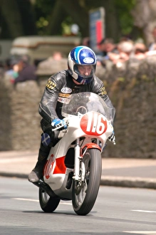 Malcolm Anderson (Yamaha) 2004 Classic Parade Lap Malcolm Anderson (Yamaha) 2004 Classic Parade Lap
