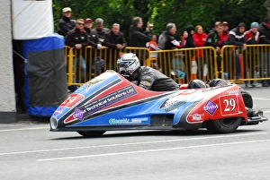 Matthew Dix & Shaun Parker (Baker Yamaha) 2015 Sidecar TT Matthew Dix & Shaun Parker (Baker Yamaha) 2015 Sidecar TT
