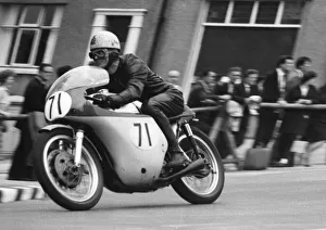 Maurice Gittins (Norton/Triumph) 1964 Senior TT Maurice Gittins (Norton/Triumph) 1964 Senior TT